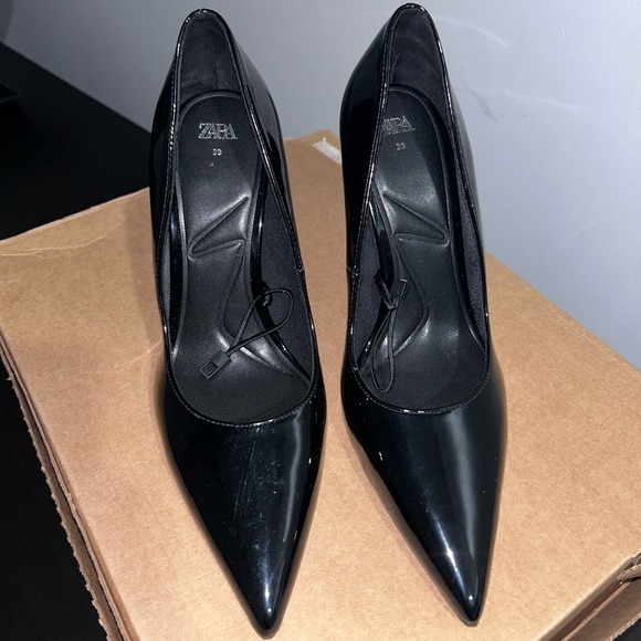 Zara faux patent leather effect black heels - Picture 5 of 6